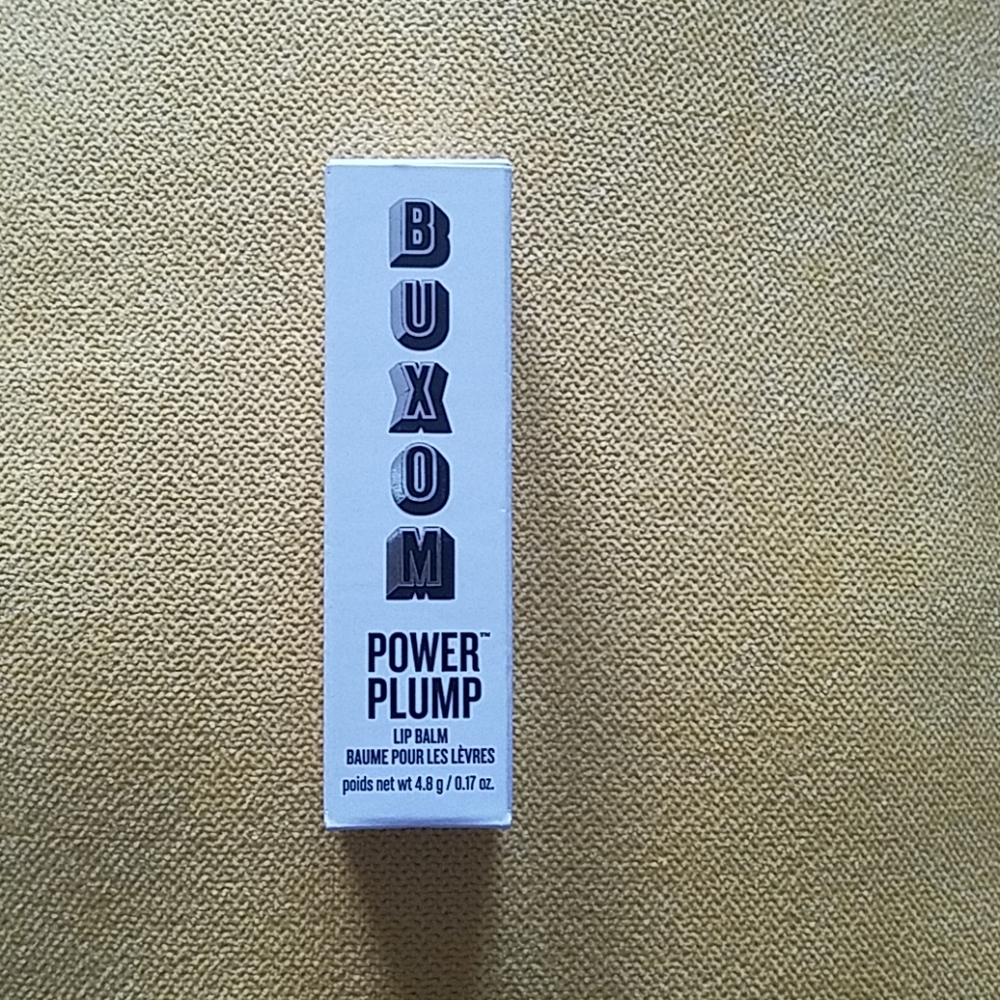 Lip plumper